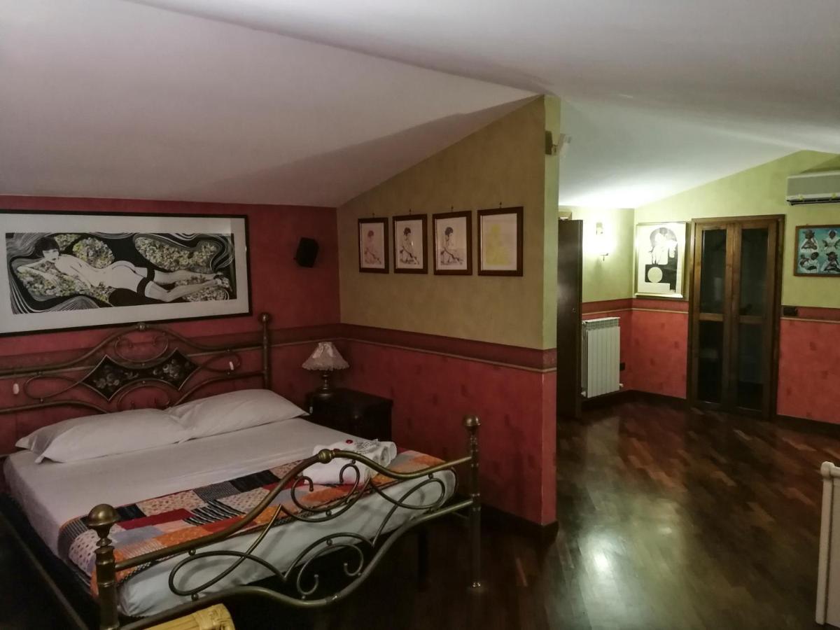 Paoline'S Suite In Villa Ф'юмічіно Екстер'єр фото